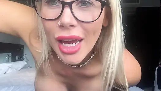 Naylon ibadet küçük penis aşağılama findom drain