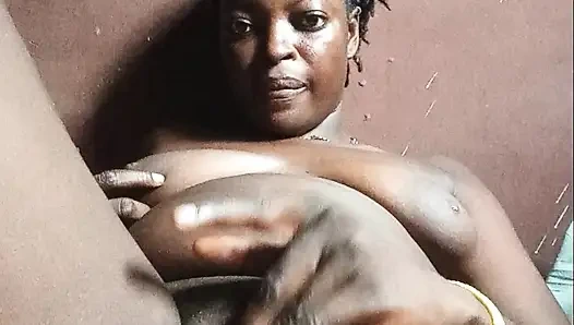 Kpomo amcığım çok kalın