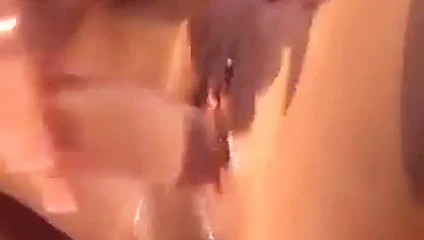 Erotik babes parmak kahrolası suckung