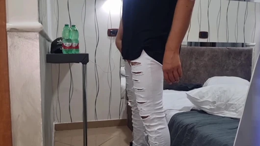 KENDIM ARACıLıĞıYLA | Şimdiye kadarki en iyi boşalma elle muamele - yakın çekimde büyük yarak - inliyor - götte parmaklar - ateşli kalın döl