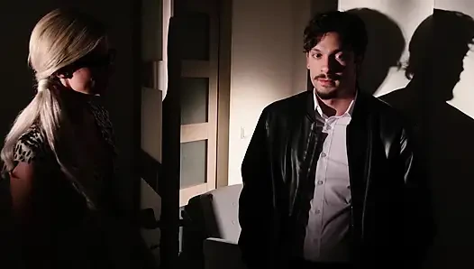 İş için güvenli değil! Bayan sally, joe di marco ve sam bourne sinfulxxx'te