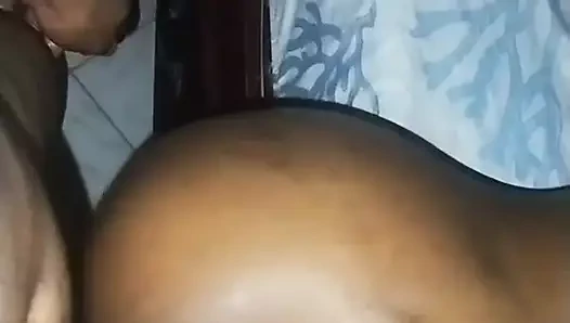 Minik üvey kızım için büyük zenci!! Hepsini alıyor