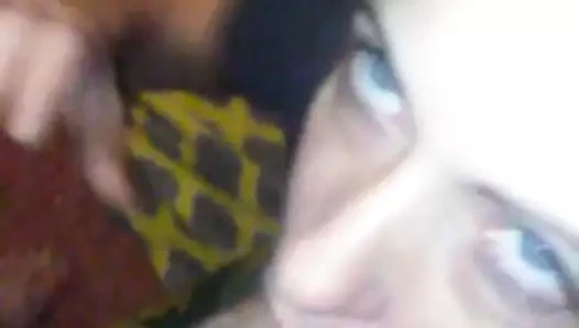 Emme üzerinde bir büyük horoz Başlarken benim kedi becerdin ve sağladım