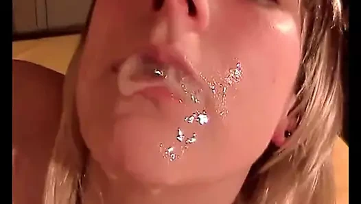 Karısı - oral seks, cumplay ve yutmak