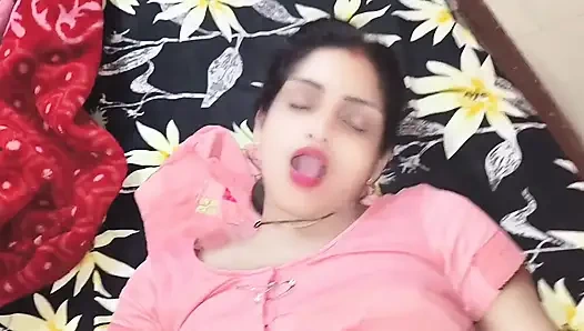 18 yaşındaki desi kız orgazmı sert sikişiyor Hintli seks