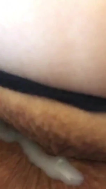 Знаковый момент из "Подборка трахаю мою жену, кримпай, киска шлюшка, сперма в рот на заднице"