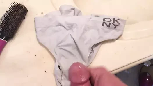 karısının beyaz külot