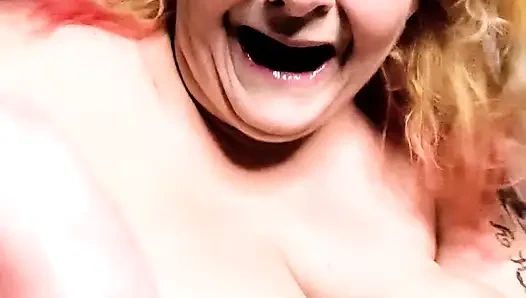 Tatlım seni sikmesi için eve bir arkadaşımı getirdim