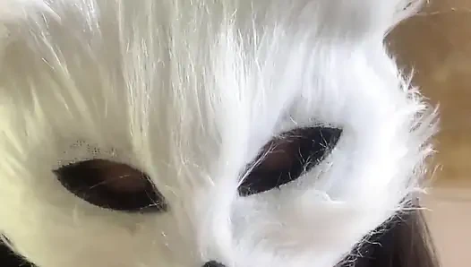 Bugün süt isteyen yaramaz bir kedi yavrusuyum