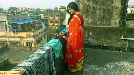 Hot bhabhi ko chudai pani nikal diya! Hindi webserise sex