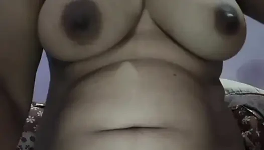 Göğüslerim ve amcığım