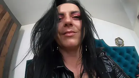 Horny MILF Dirty Talk. Pussy Worship, Toy Licking and Lesbian Fantasy