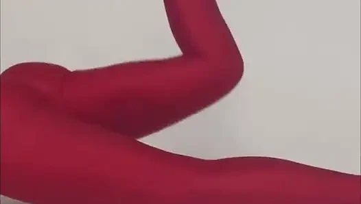 Kırmızı sıkı taytlı yoga