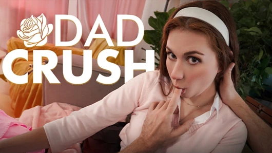 Güzel genç üvey kız Ellie Murphy üvey babasının yarağını derinliklerinde istiyor! - DadCrush