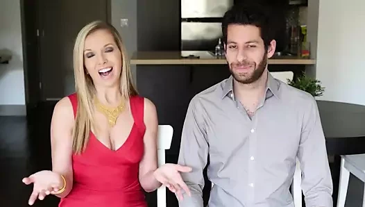 Oral seks pozisyonu yapmak için bir kız boşalmak