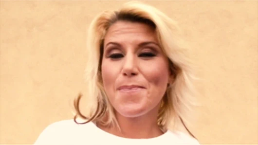 Yaz fırtınası yaraklı bir genç erkek avcısı olmayı seviyor