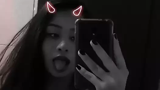 Orianny loboh çıplak vücut