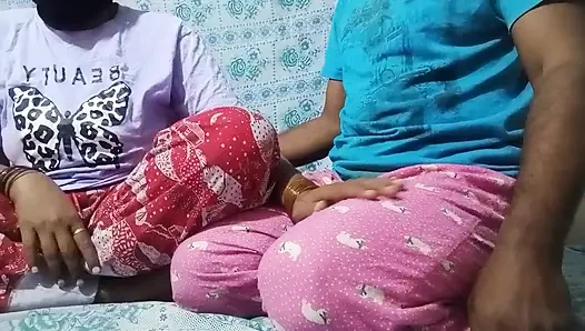 Büyük memeli anne ve baba odada seks 287655