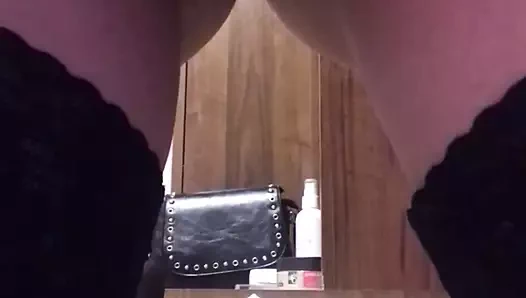 Sürtük içinde çorap parmak ona kedi