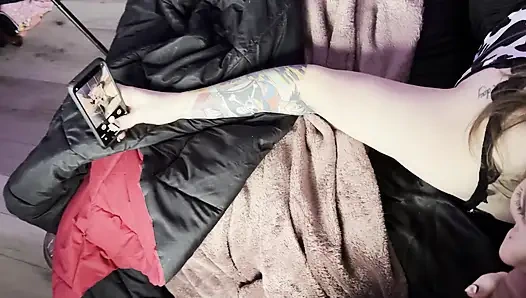 Üvey kız kardeş üvey erkek kardeşi maxxx steele ile videoda sert anal seks istiyor