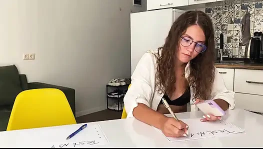 Seksi öğretmenimi siktikten sonra çok daha iyi çalışacağım