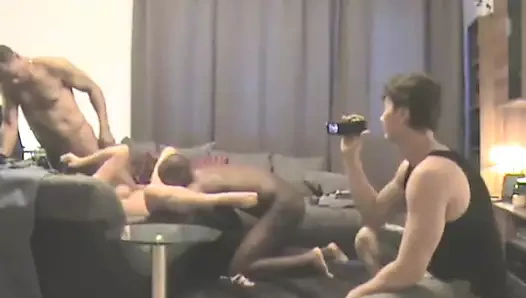 Gerçek paylaşım karısı ev videosu