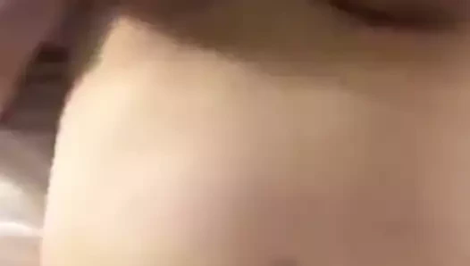 Başlarken büyük baştankara düzgün vücutlu eş kapalı