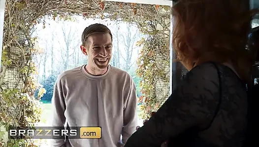 Lütfen babama Mia Stone Brazzers'a söyleme