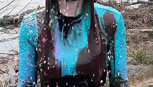 Islak ve dağınık bakire!!