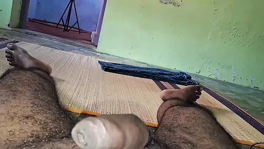 Hintli büyük zenci tek başına mastürbasyon videosu 225