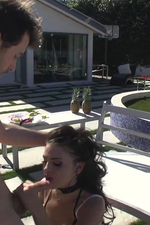 Rocco'nun mükemmel köleleri - Adriana Chechik ve James Deen