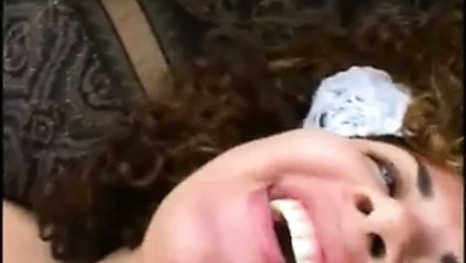 Sevimli azgın şişman iri güzel latin arkadaşımı sikiyorum.p1