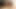 Seksi sürtük yerde oyuncakla oynuyor ve boşalıyor