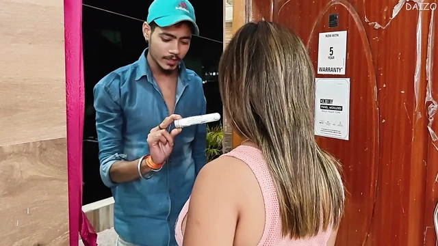 Horney customer fucked by delivary boy