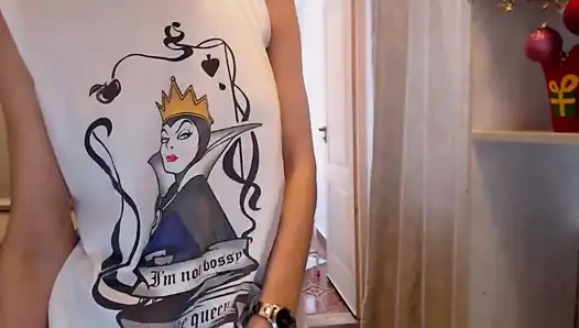 Sweetdesire12, işçiler işlerini bitirene kadar bekleyemez