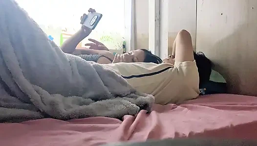 Film gecesi tutkulu bir seks gecesine dönüşüyor