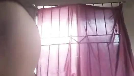 Biraz gizem. Biraz baştan çıkarma. Gerisi kamera arkası sizi bekliyor.