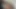 Seksi esmer evin etrafında çıplak ev işleri yapıyor