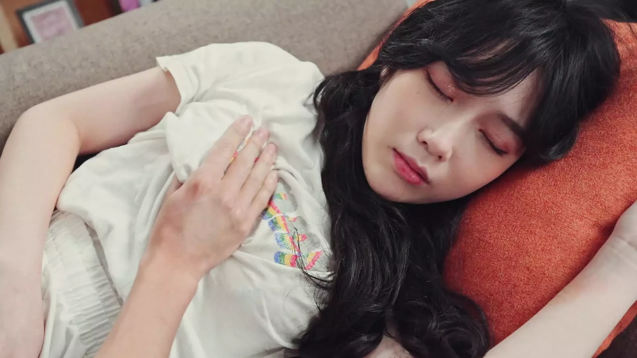 Must See: Brother Caresses Stepsister On The Pussy Asian Porn By Eroticonly (Latest) - Singapore Special