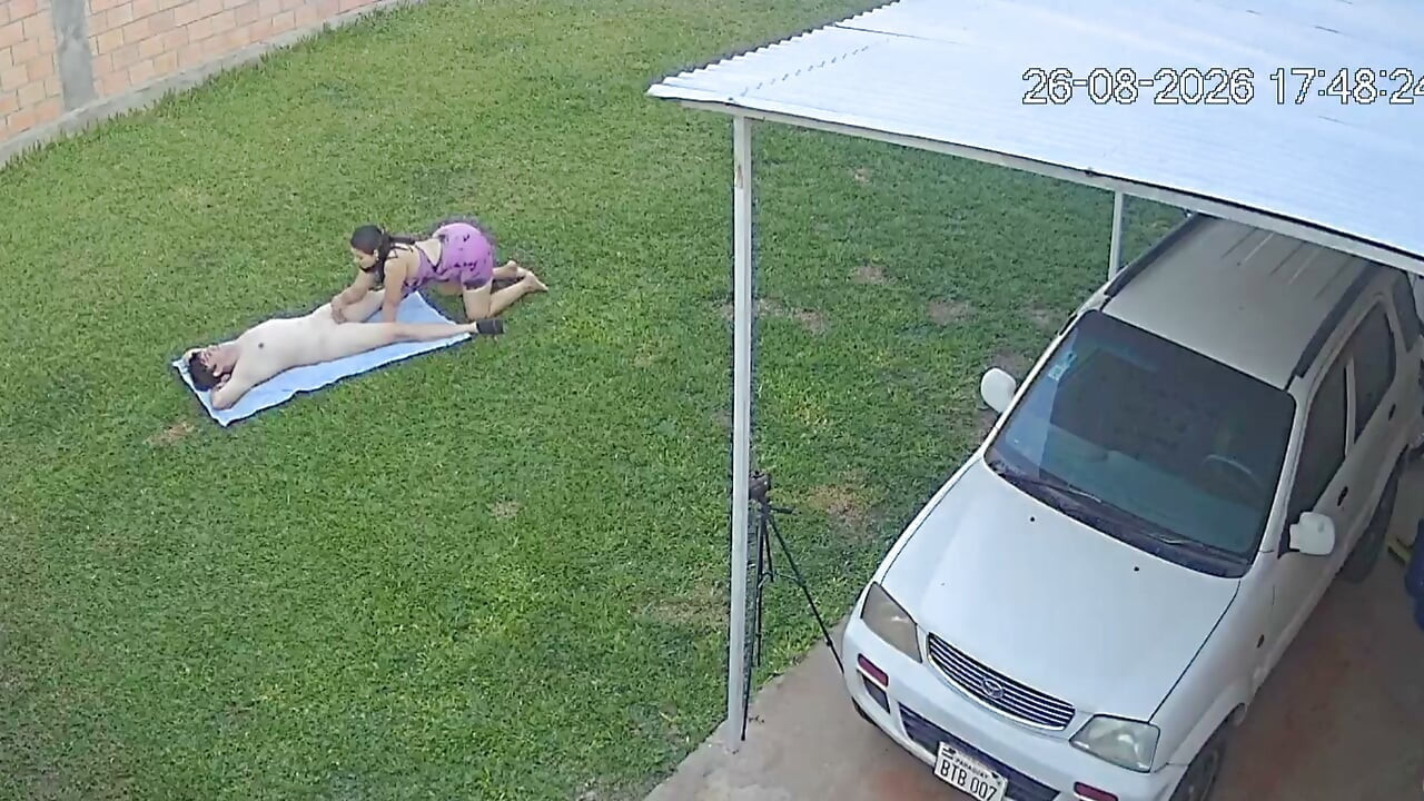 Komşum Kameramda Yaşlı Bir Adamı Emerken Kaydı