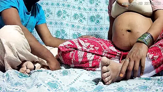 Hintli öğretmen ve öğrenci sınıfta seks yapıyor 29755