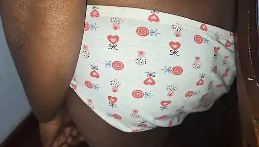 Doğal büyük memeli Asyalı orta yaşlı seksi kadın