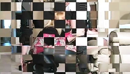 Sıcak bebek bj içinde deri pantolon ve topuk