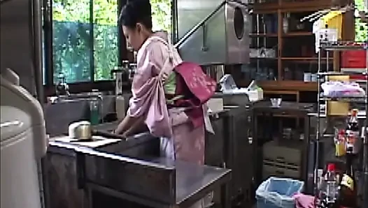 P128G03 The beautiful proprietress of a quiet mountain hot spring inn near Tokyo. Lesbian sisters, forbidden sex at home!　A sensual erotic drama that evokes the Showa era!