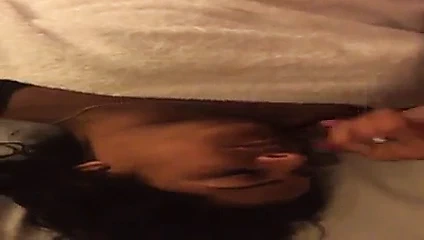 Arkadaşım yüzüme boşalıyor