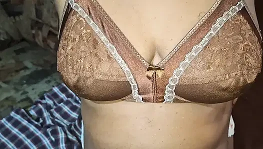 Çiçekli en ateşli orta yaşlı seksi kadın ev yapımı hd