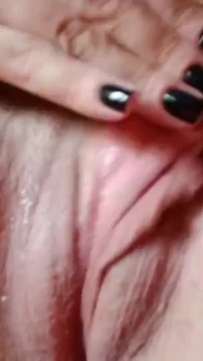 Boşalana kadar nefis ve siririca derlenmiş - grelo gg | Klip 1