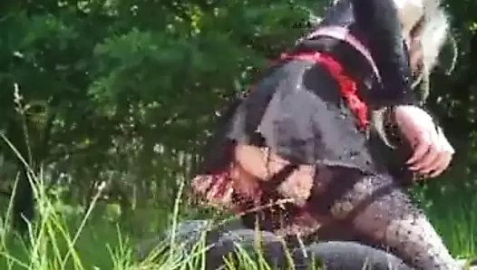 Roza kendini götten sikiyor