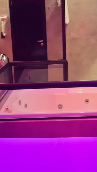 Şehvet bağımlılığı: ateşli amcığı beni durmadan sikiyor