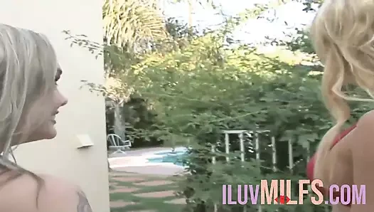 Lesbian babes fucking each other in a threesome